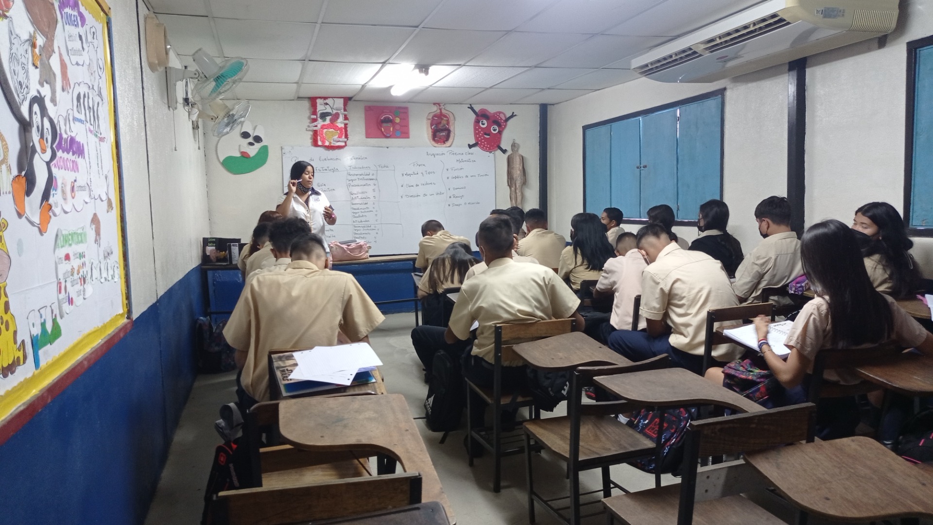 EDUCACIÓN MEDIA GENERAL